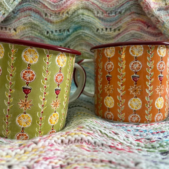 Other - A Set of Mugs w/ Winter Sponge